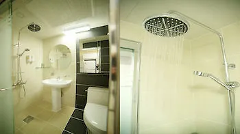 Cozybox Guesthouse